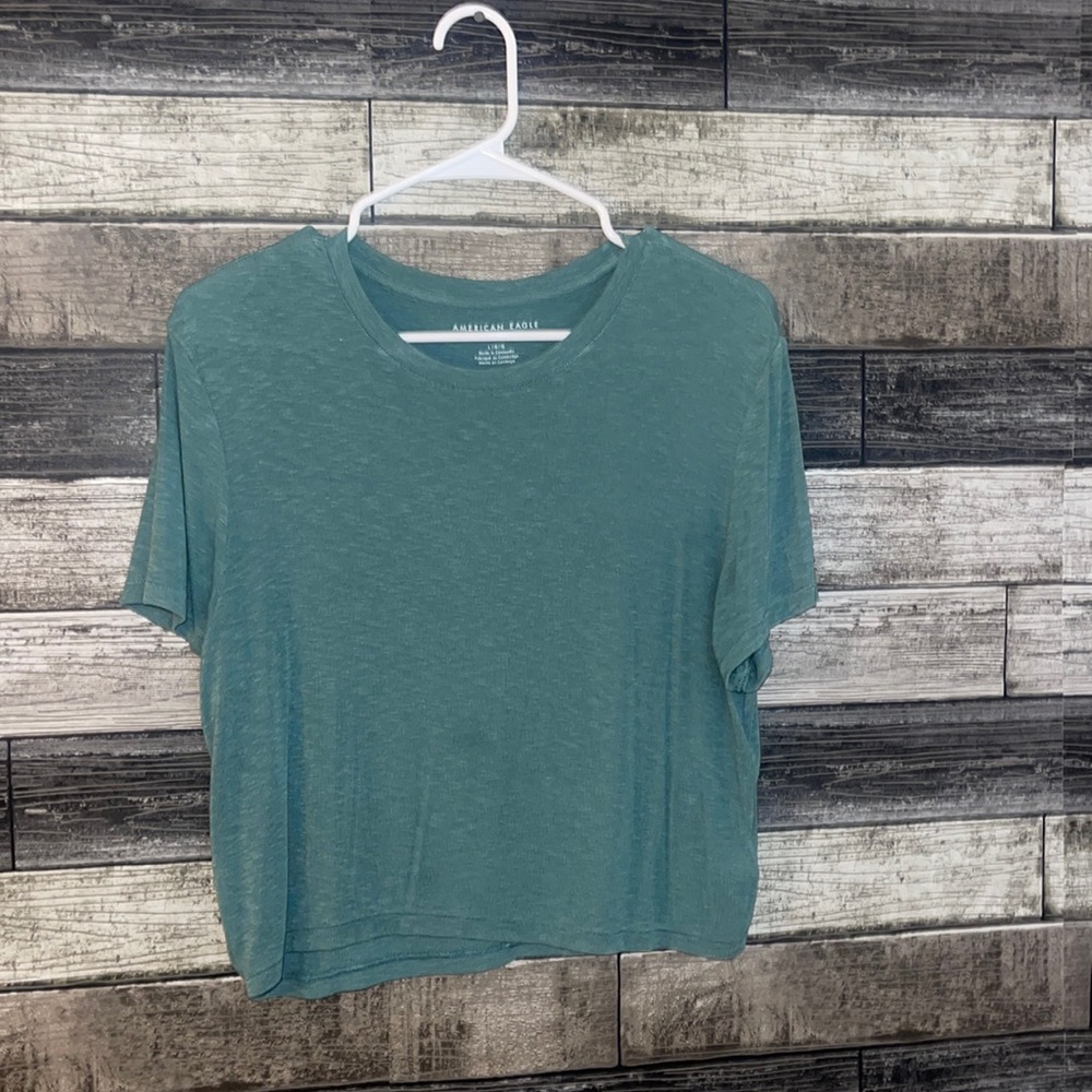 american eagle top! SUPER COMFY
